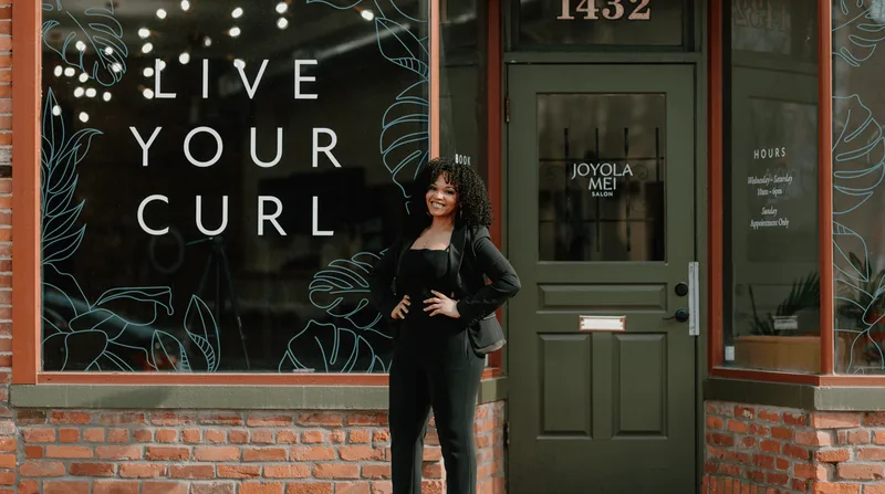 Designing an eco-luxury salon online and on Mainstreet